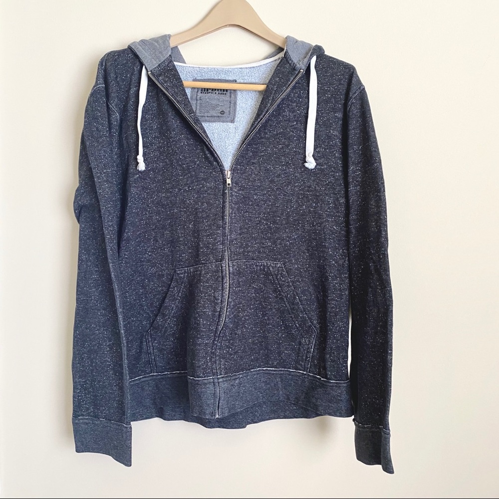 👔 30% OFF - Men’s Urban Pipeline Zip-Up Hoodie